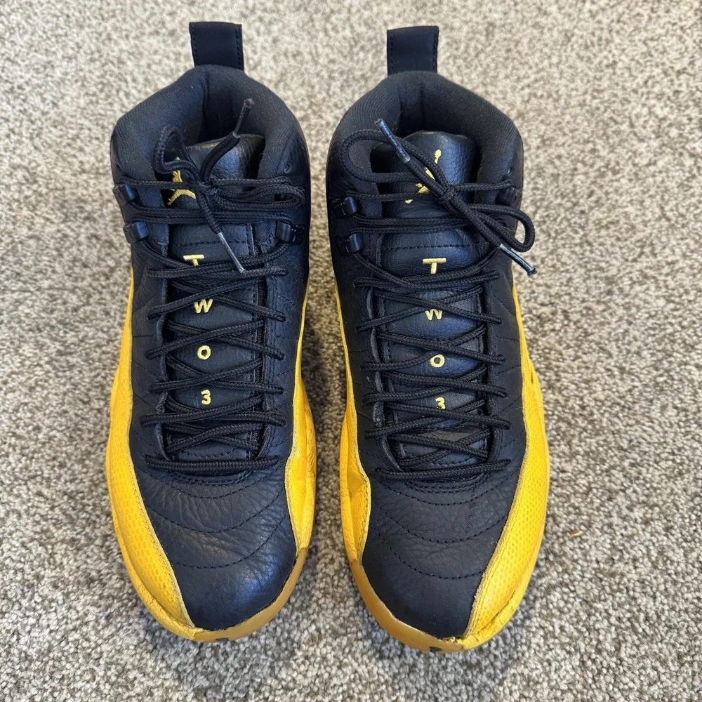 Nike Air Jordan 12 Retro Men Sz 7 Black University Gold Yellow Shoes